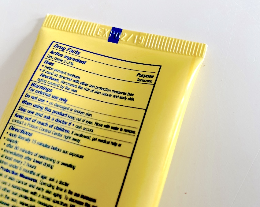 Mineral vs Chemical Sunscreen: What's the Difference? 4 ingredients physical sunscreen