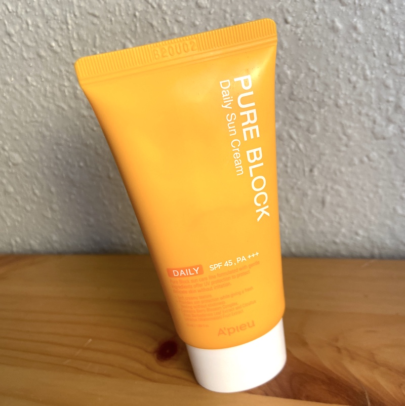 A'Pieu Pure Block Daily Sunscreen Review 1 apieu sunscreen daily